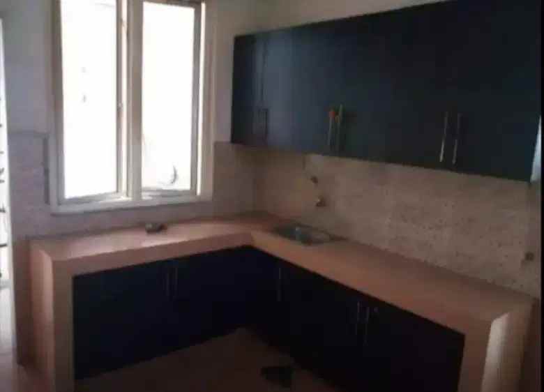 dijual rumah jalan raya kelapa hibrida