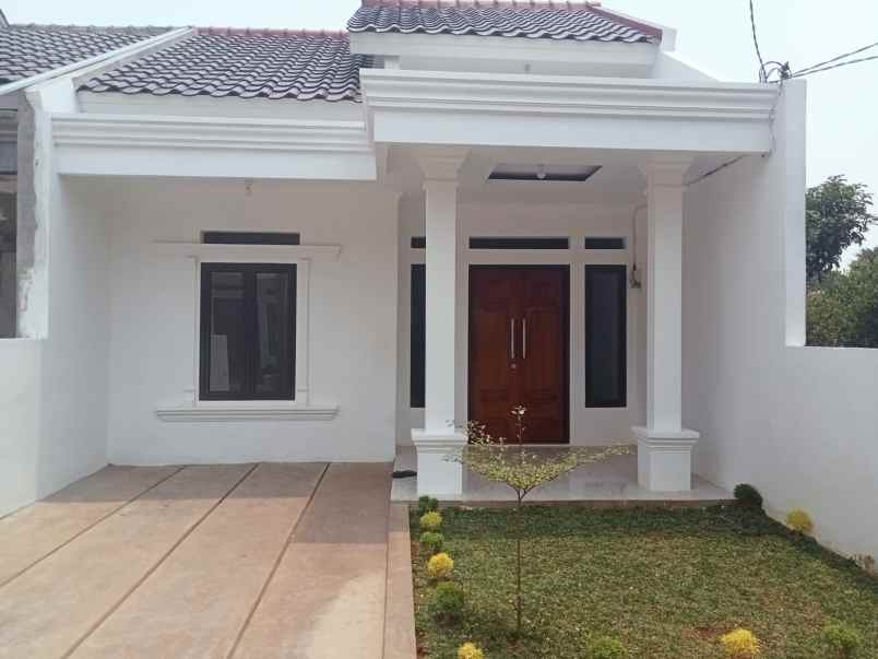 dijual rumah jalan raya tanah baru