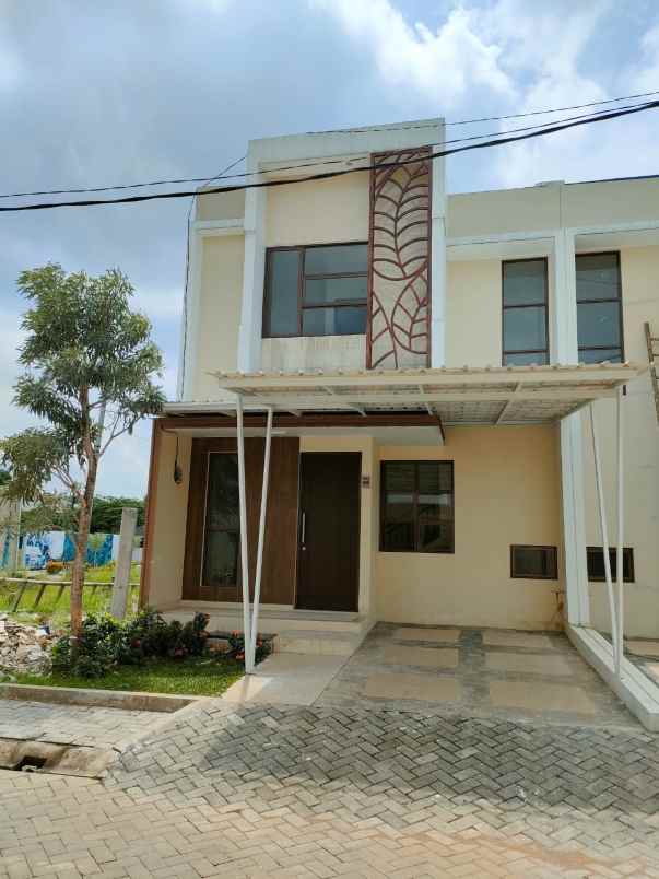 dijual rumah jalan re martadinata