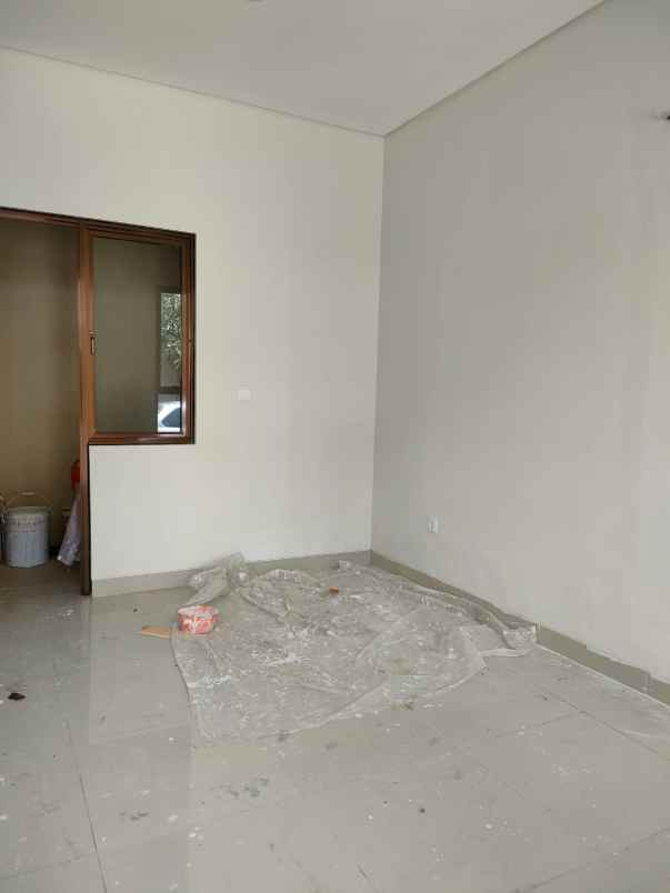 dijual rumah jalan re martadinata