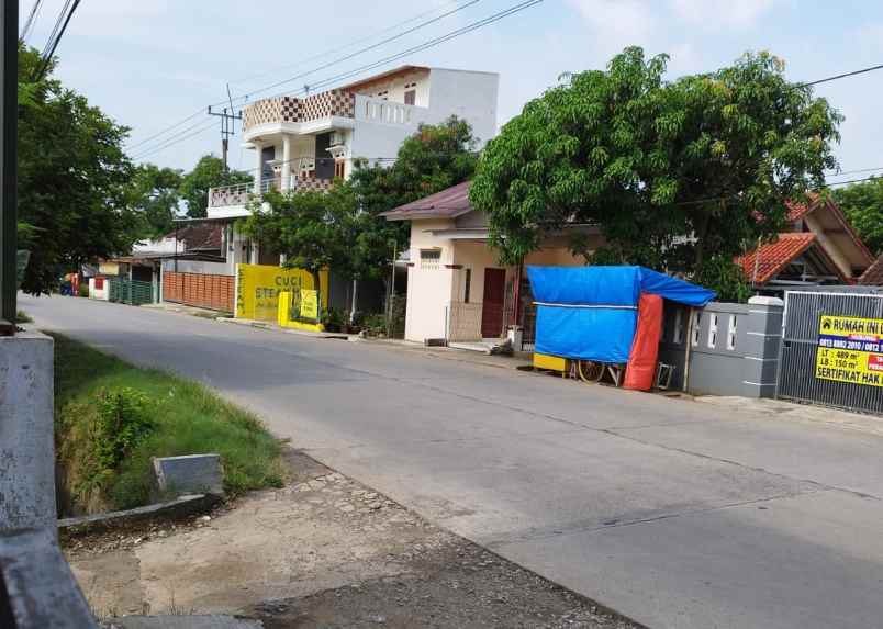 dijual rumah jalan telaga sari kosambi