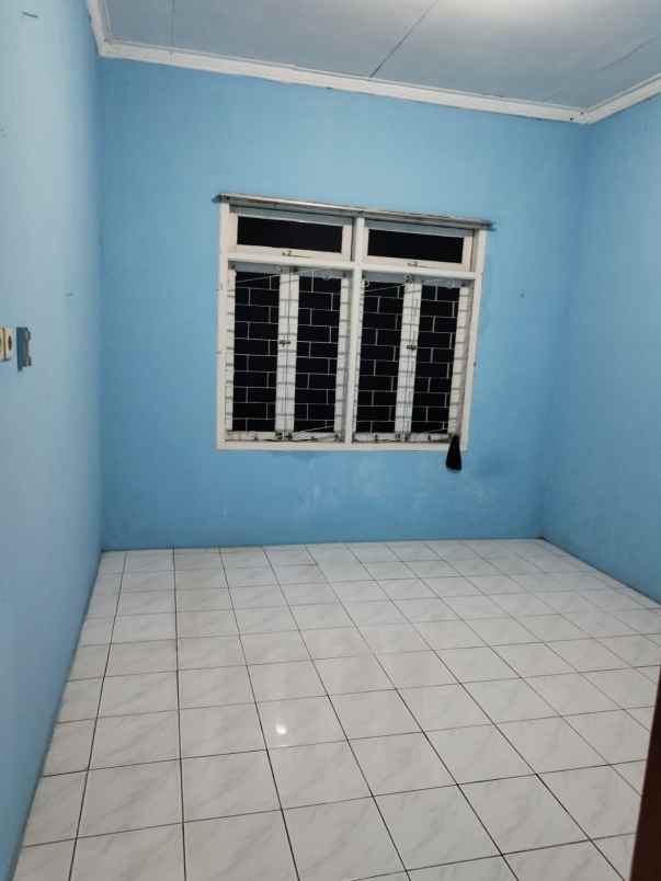 dijual rumah jalan telaga sari kosambi