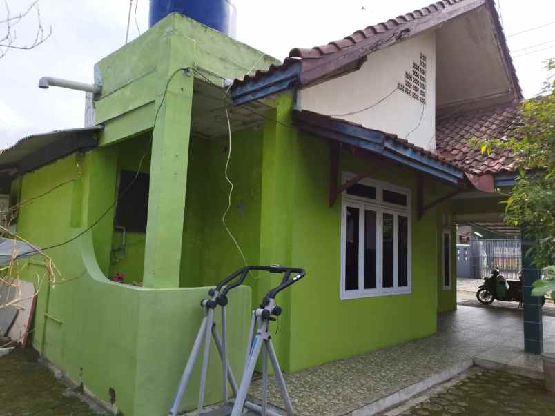 dijual rumah jalan telaga sari kosambi