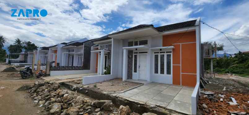 dijual rumah jalur 2 parak karakah kubu