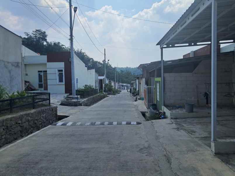 dijual rumah jambungan