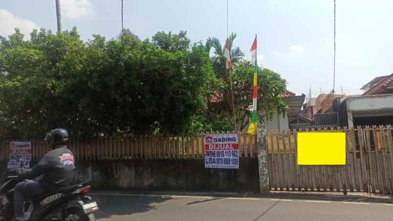 dijual rumah jatinegara