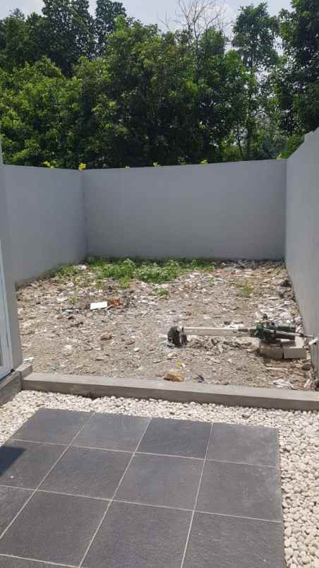 dijual rumah jl alternatif tol jorr