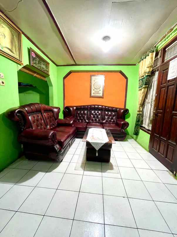 dijual rumah jl anyelir v