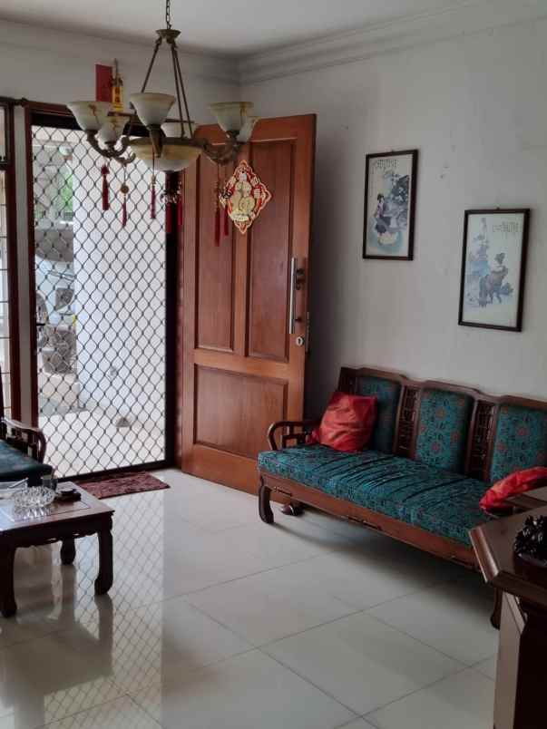 dijual rumah jl arteri kelapa gading