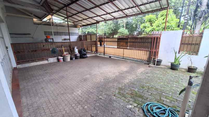 dijual rumah jl bandung