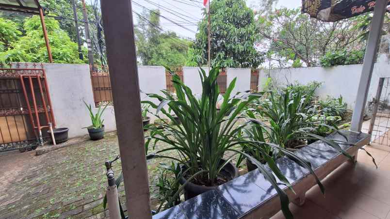 dijual rumah jl bandung