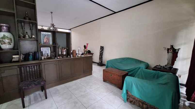 dijual rumah jl bandung