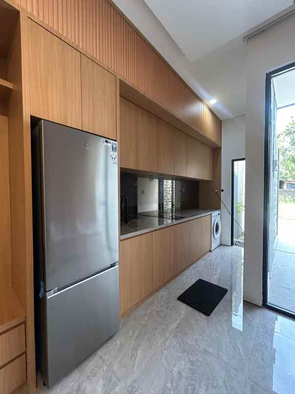 dijual rumah jl bekasi timur raya