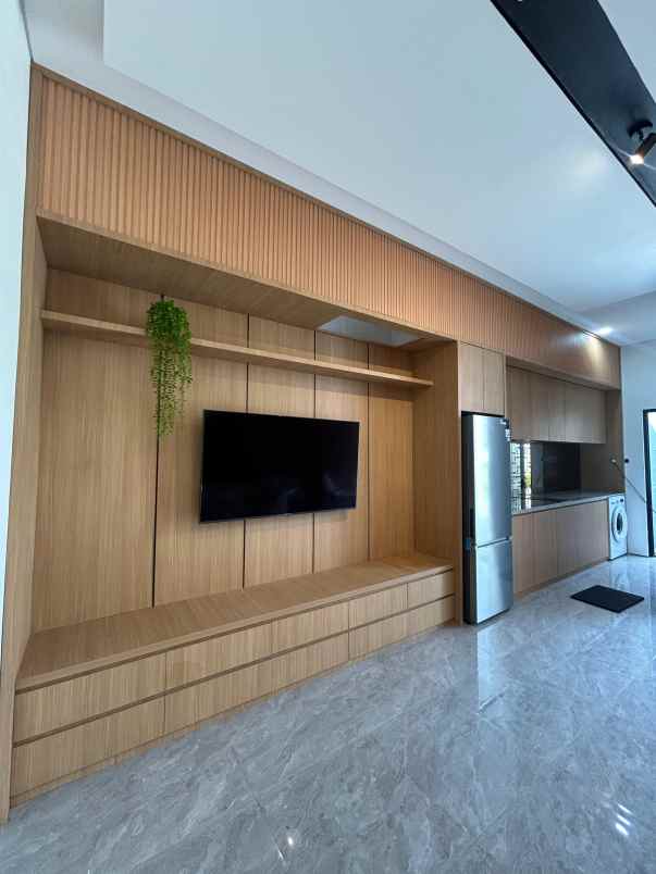 dijual rumah jl bekasi timur raya