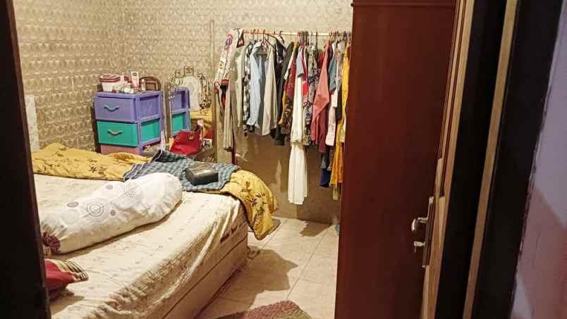 dijual rumah jl bidar v d no 10 kel