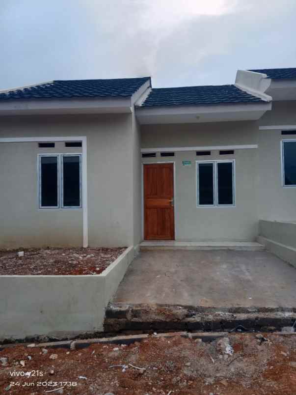 dijual rumah jl cibenda cimanggung kab