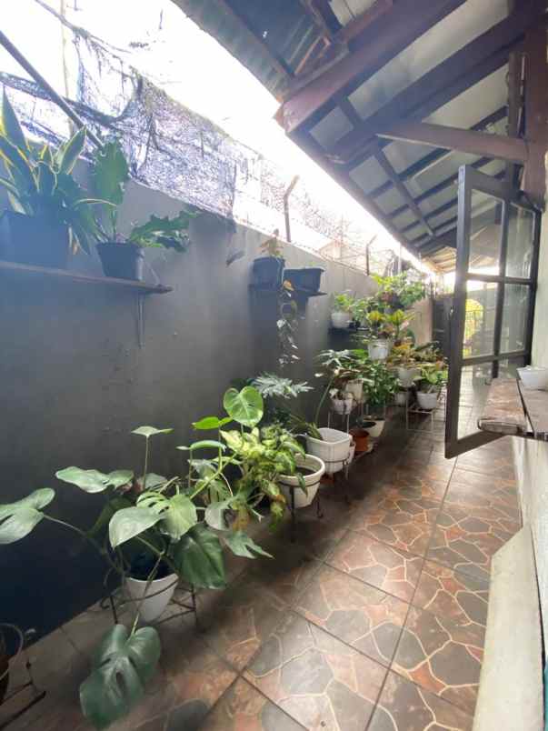 dijual rumah jl cibubur ii no 48 rt 4