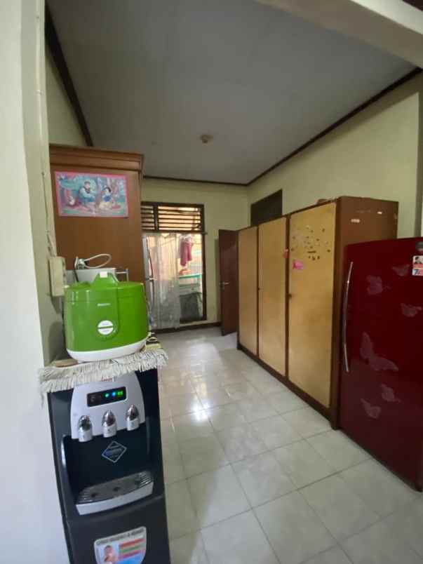 dijual rumah jl cibubur ii no 48 rt 4