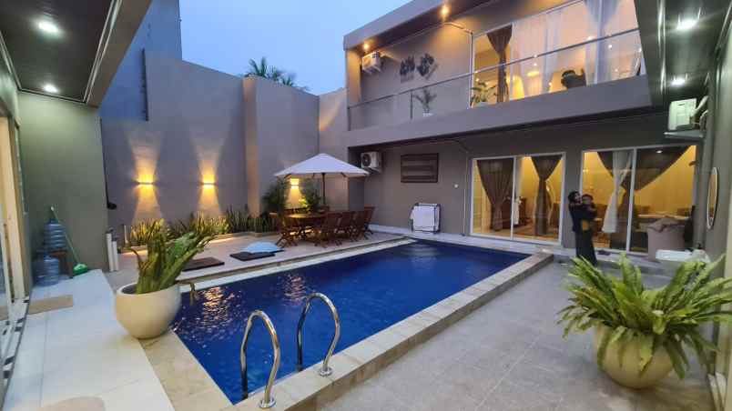 dijual rumah jl cibubur transyogi