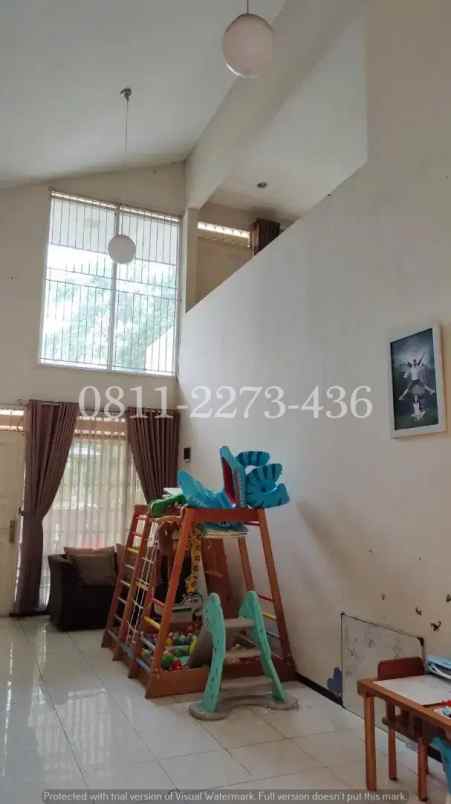 dijual rumah jl cidamar