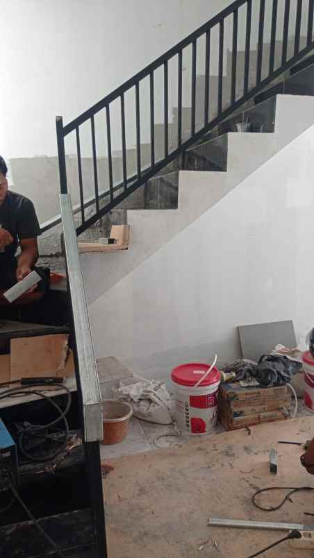 dijual rumah jl cilangkap baru