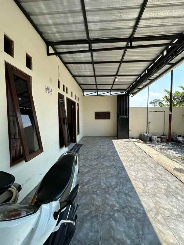 dijual rumah jl kaliurang km 7