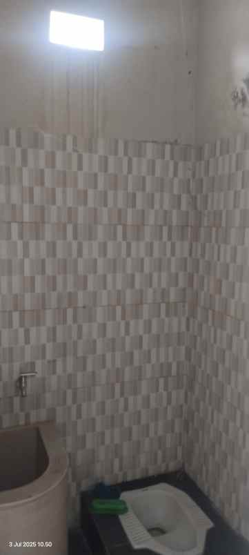 dijual rumah jl kartama