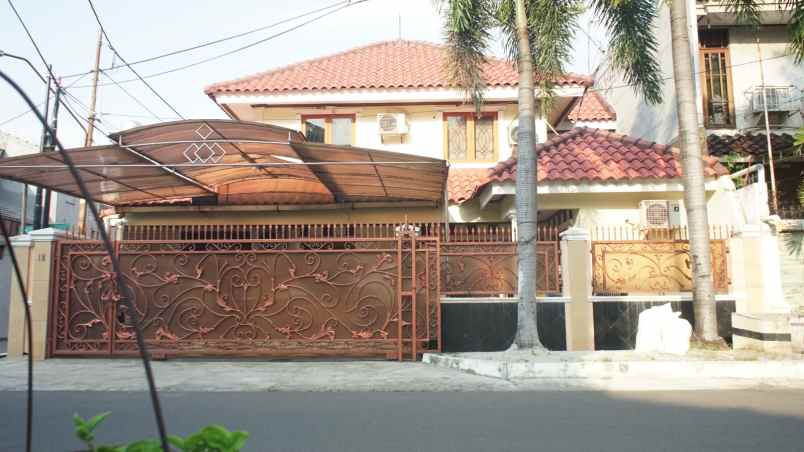 dijual rumah jl kayu putih rawamangun