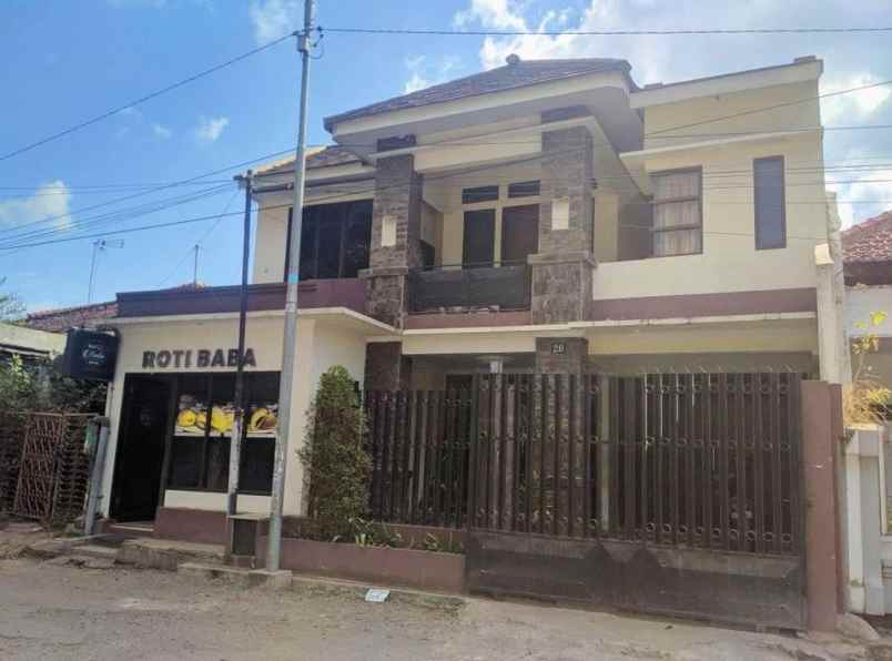 dijual rumah jl kertanegara no 28