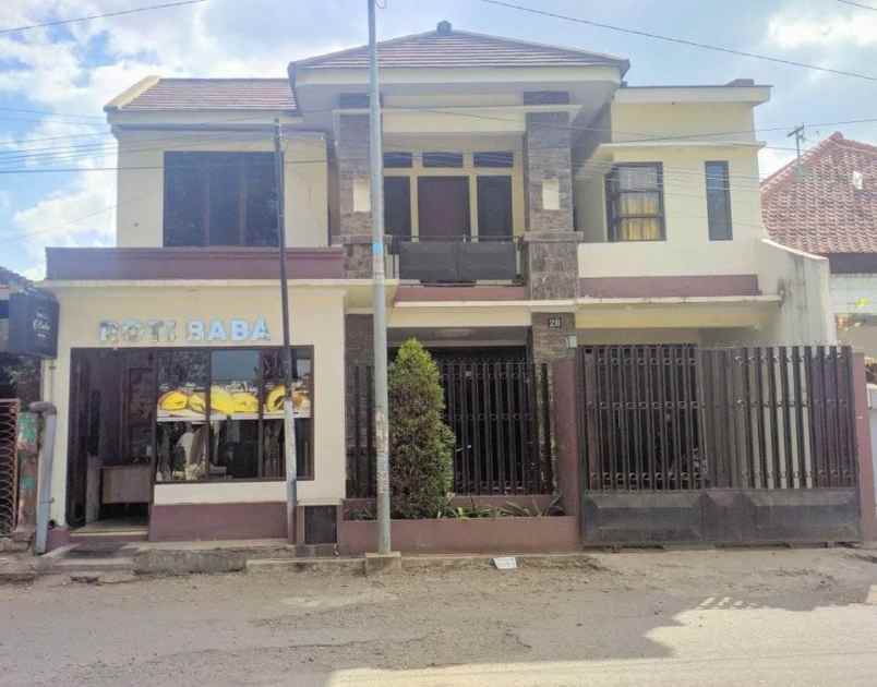 dijual rumah jl kertanegara no 28