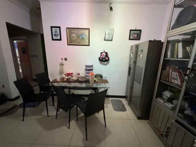 dijual rumah jl komplek perumahan kav