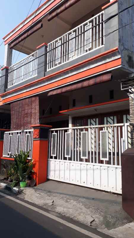 dijual rumah jl laksda adi sucipto