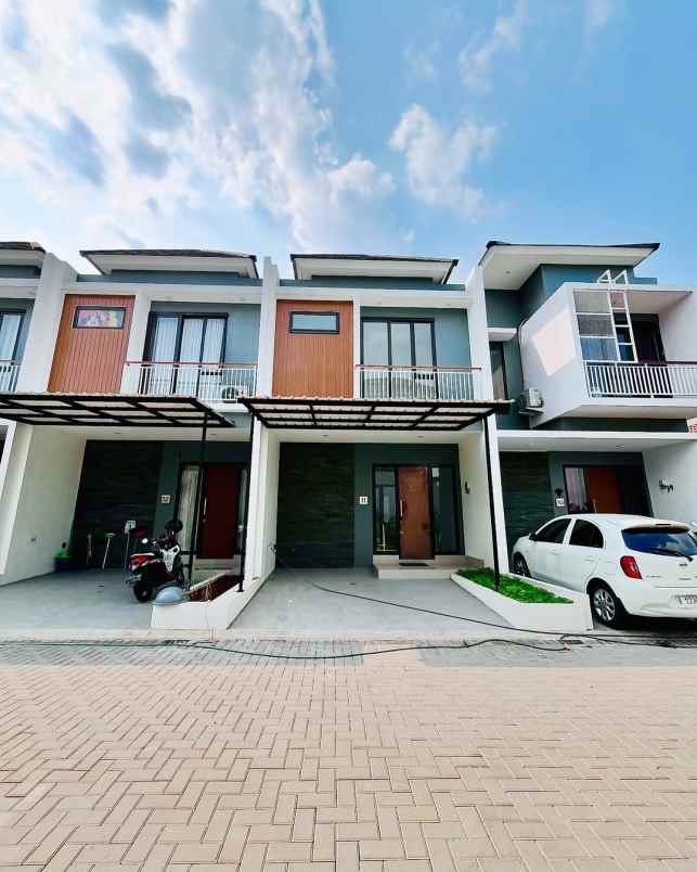 dijual rumah jl lestari pamulang bar