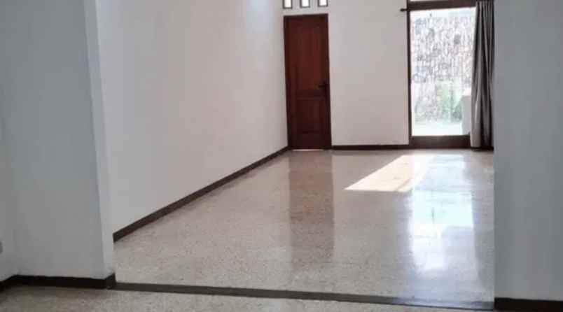 dijual rumah jl mampang prapatan kec