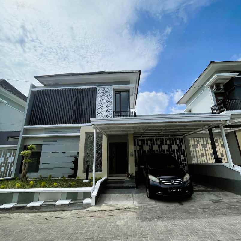 dijual rumah jl palagan tentara pelajar