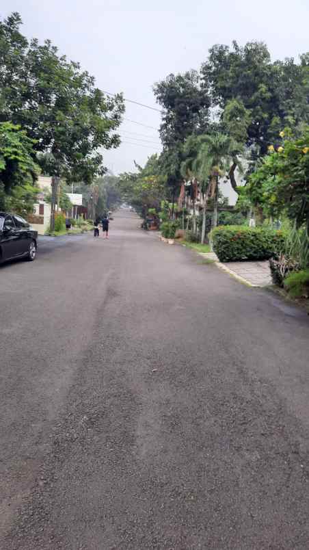 dijual rumah jl pancoran timur i