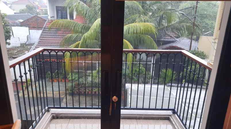 dijual rumah jl pancoran timur i