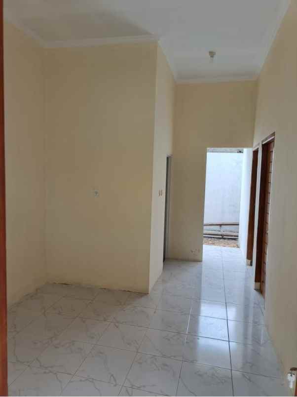 dijual rumah jl pangauban