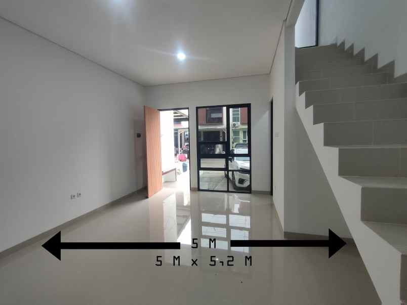 dijual rumah jl pangkalan jati 2 no 35