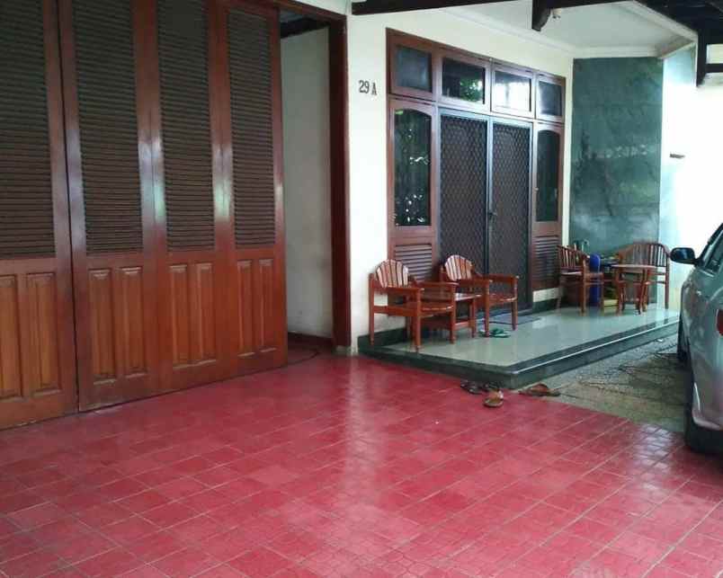 dijual rumah jl pangkalan jati