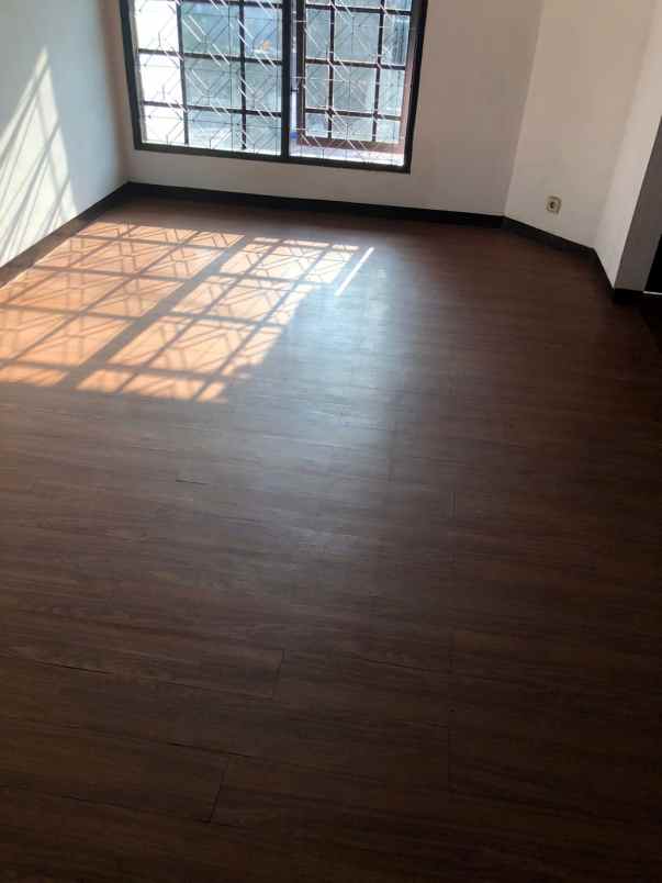 dijual rumah jl pangkur gamelan kinanti