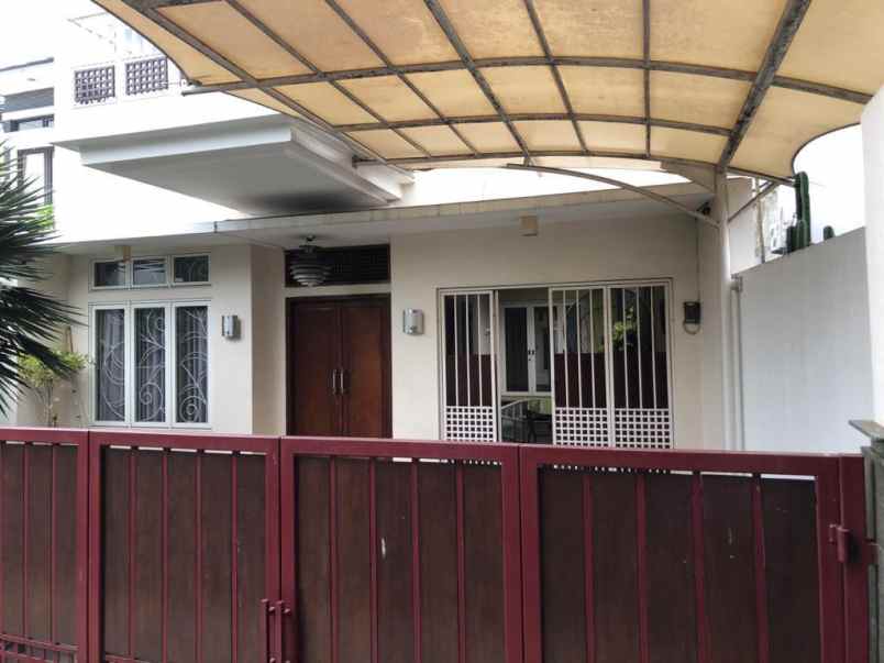 dijual rumah jl pondok kelapa duren