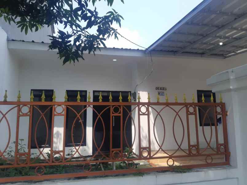 dijual rumah jl rangkapan jaya baru