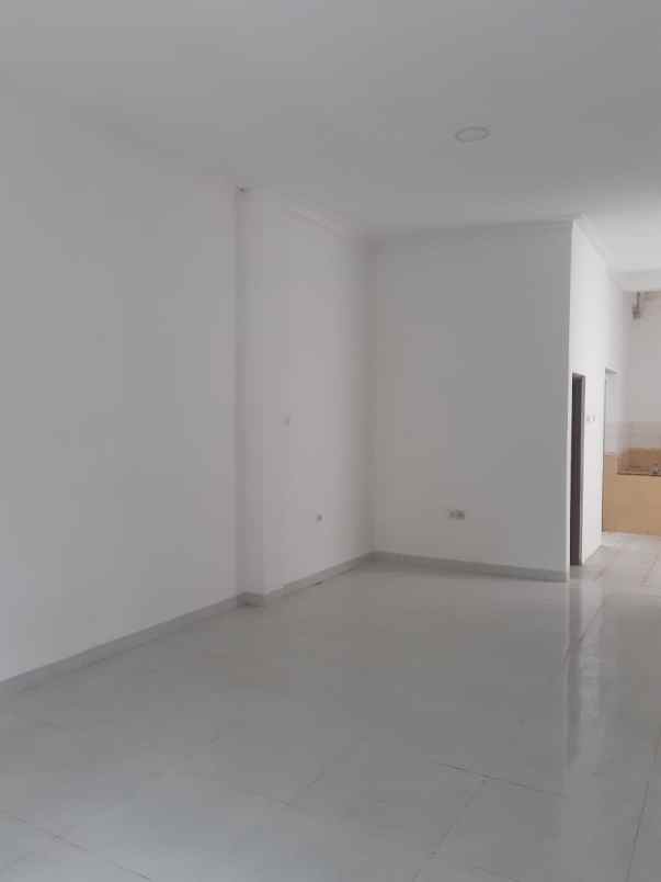 dijual rumah jl rangkapan jaya baru