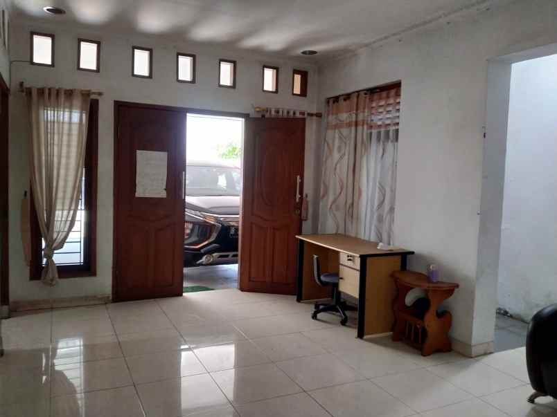 dijual rumah jl rawasari cempaka putih