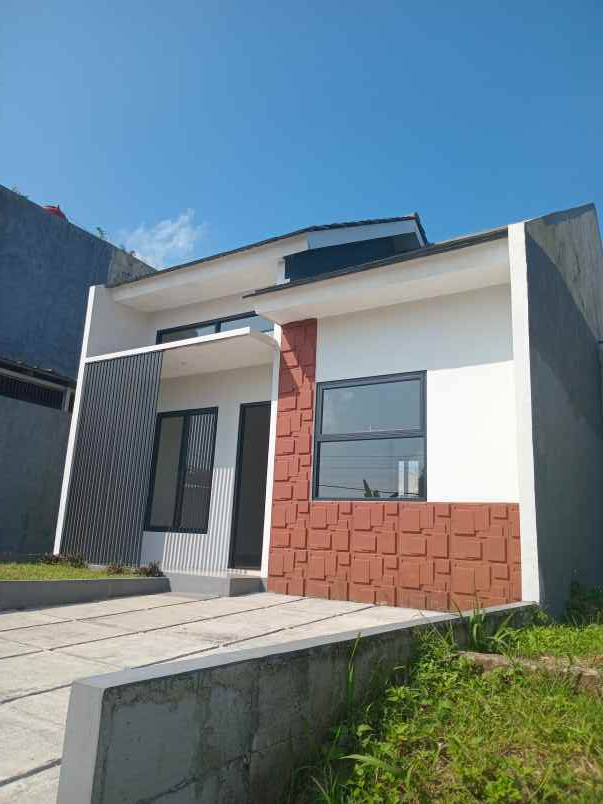dijual rumah jl raya ciherang dramaga