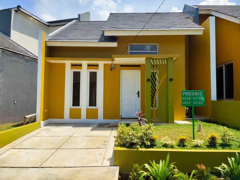 dijual rumah jl raya mees al