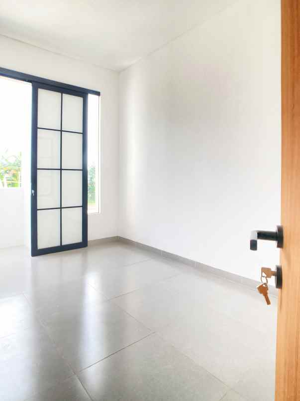 dijual rumah jl raya narogong limus