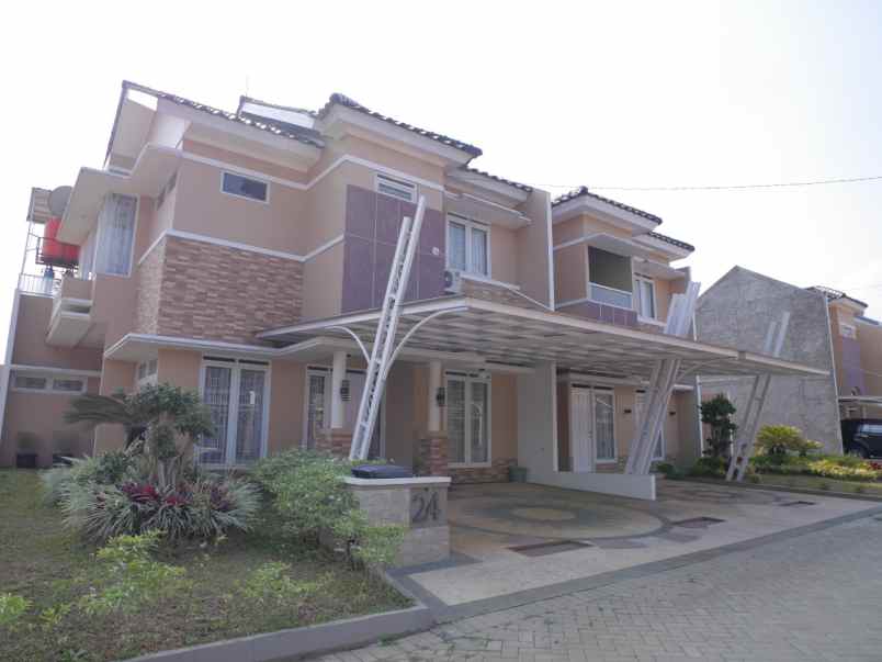 dijual rumah jl raya percobaan cileunyi