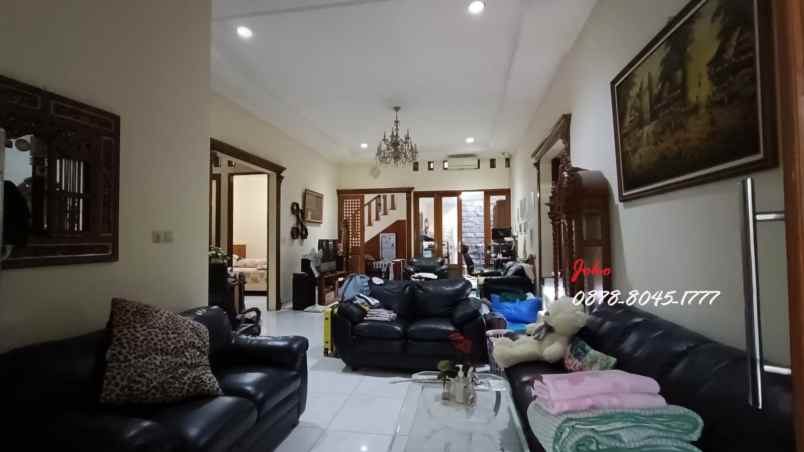 dijual rumah jl raya pulogebang